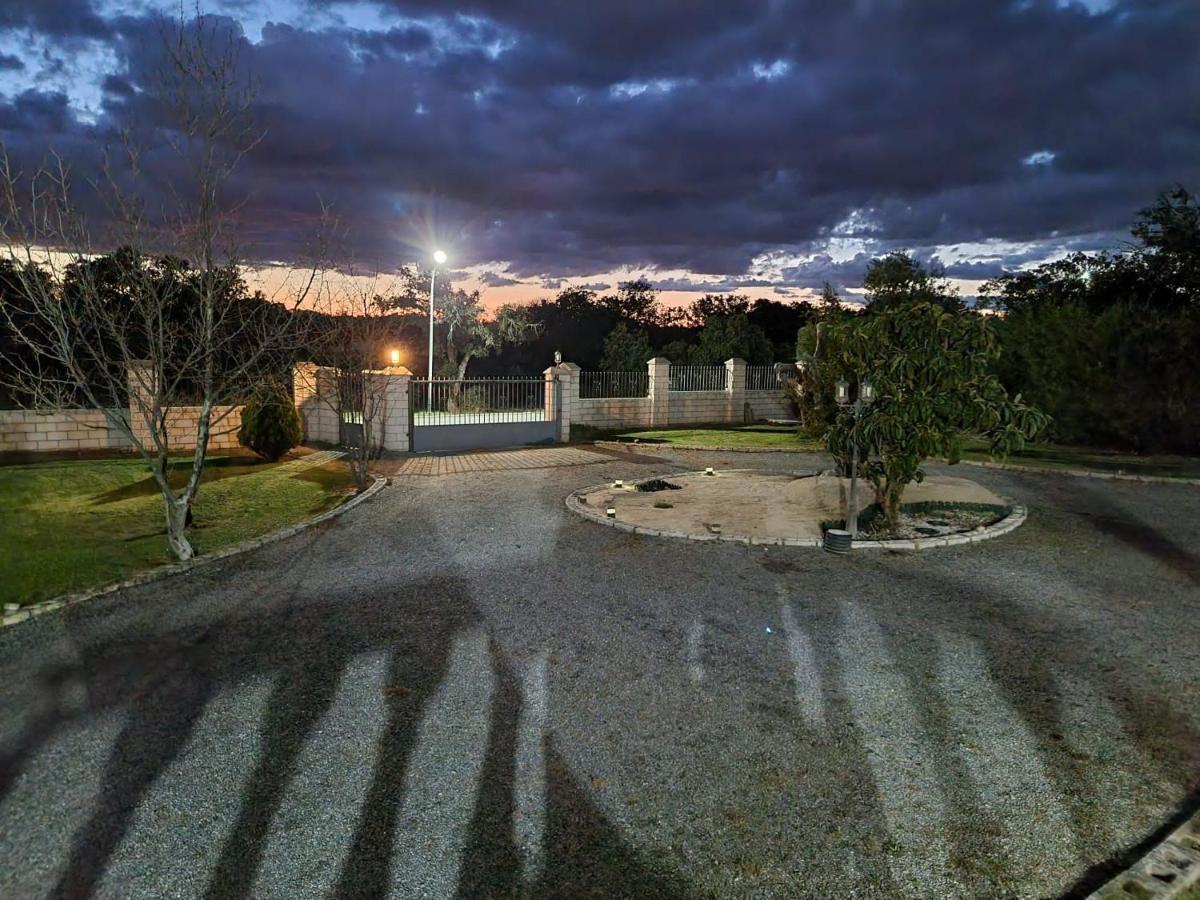 Villa Pancorbo Velayos Exteriér fotografie