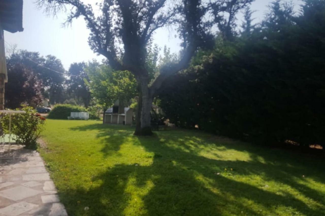 Villa Pancorbo Velayos Exteriér fotografie