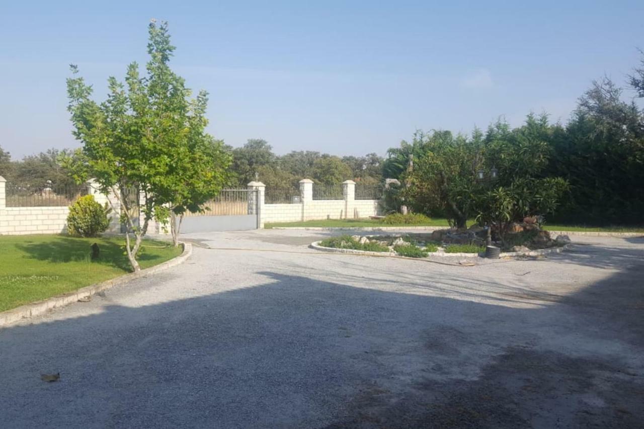 Villa Pancorbo Velayos Exteriér fotografie